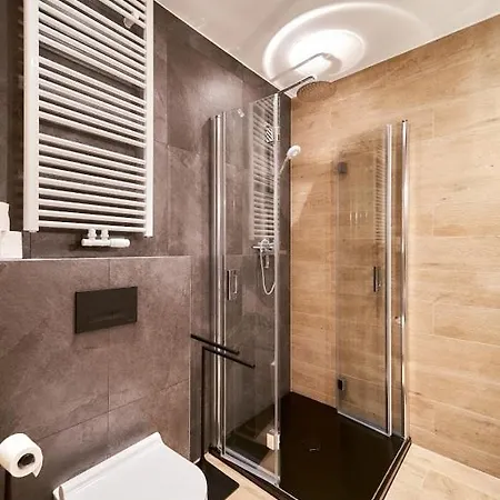 Laguna Apartament Podroznika 22 Wille Parkowe Polanica-Zdroj Exterior photo